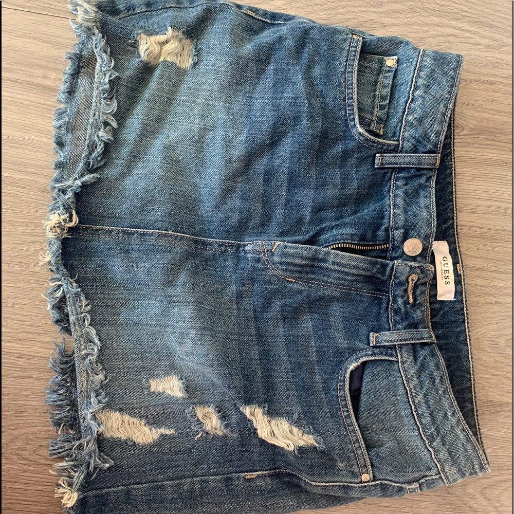 GUESS Size 6 Jean Mini Skirt